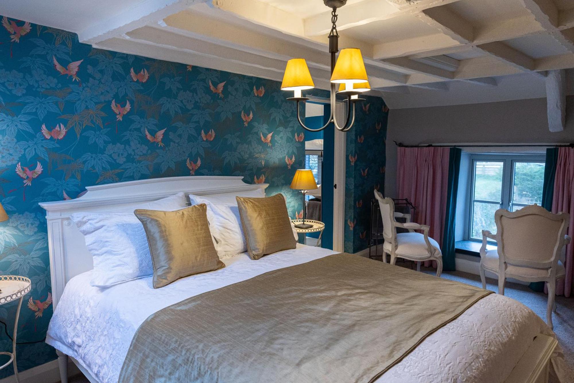West Lyn Farm B&B And Shepherd Hut 林顿 外观 照片